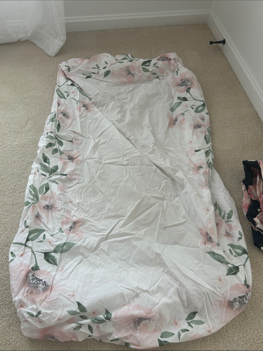 Girl fitted bottom crib sheet baby infant rose pottery barn kids Meredith floral